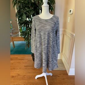 💗💕Loft Cozy Cute Grey & White Long Sleeved Fit and Flare Pockets Size S💗💕